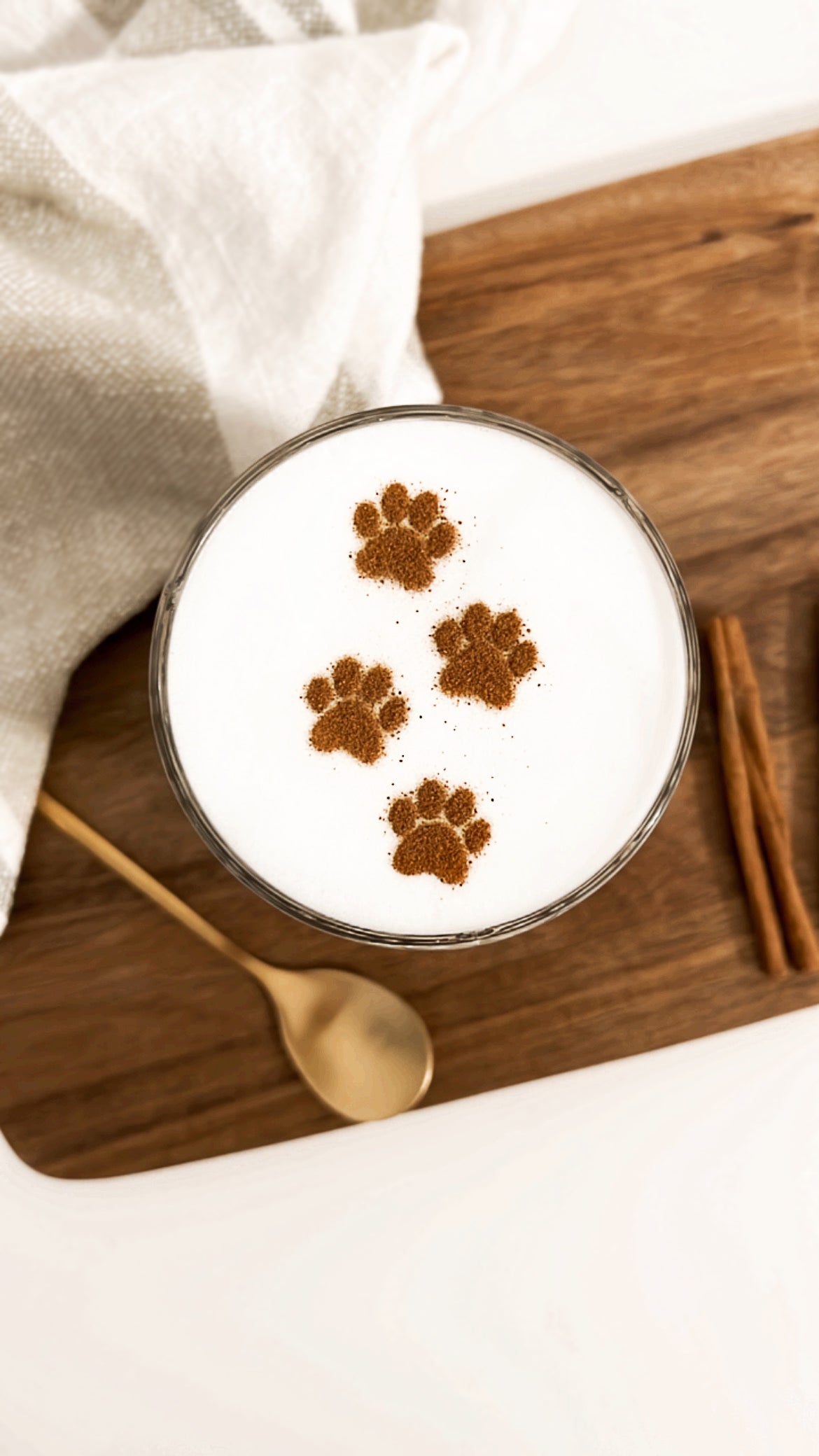 Milchschaumschablone "Pfötchen"