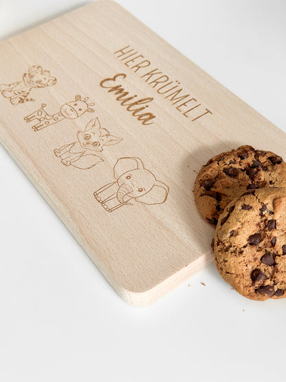 Brettchen Buche "Hier krümelt…"